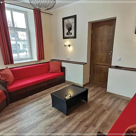 Przystanek - W Centrum Apartment *