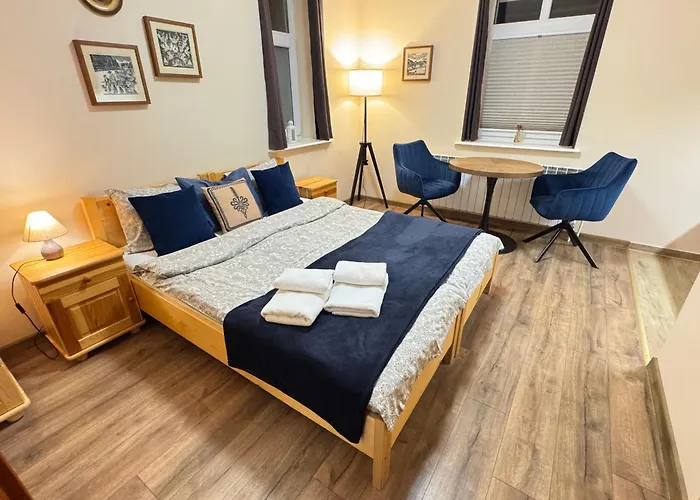 Przystanek - W Centrum דירה *